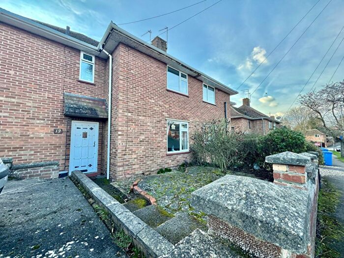 4 Bedroom Semi-Detached House To Rent In Edgeworth Road, Norwich, NR5