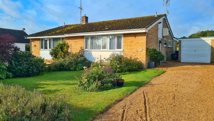 3 Bedroom Bungalow For Sale In Mill View, Gazeley, Newmarket, CB8