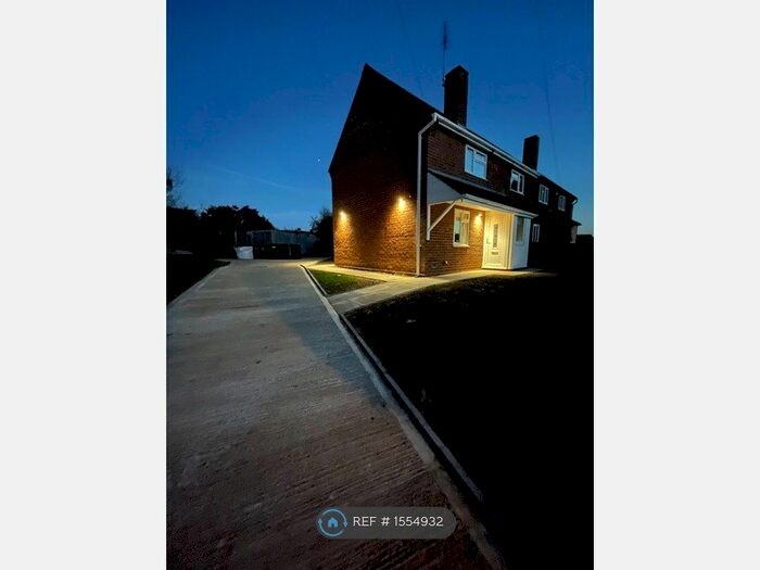 3 Bedroom Semi-Detached House To Rent In Bush Heath Lane, Leamington Spa, CV33