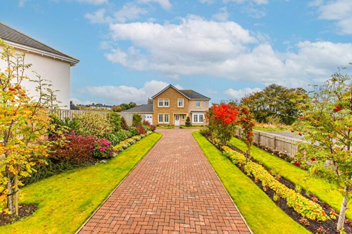 4 Bedroom Detached House For Sale In Fyvie Close, Auchterarder, PH3