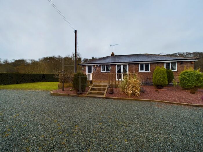 2 Bedroom Detached Bungalow For Sale In Northwood Lane, Bewdley, DY12