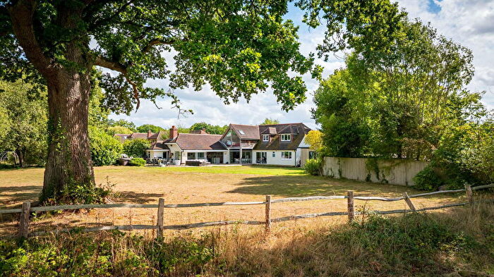 5 Bedroom Detached House For Sale In Smithwood Avenue, Cranleigh, GU6