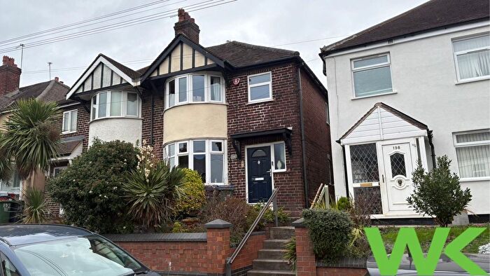 3 Bedroom Semi-detached House For Sale In Bromford Lane, West Bromwich, B70