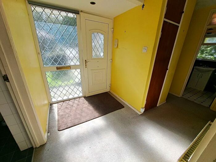 2 Bedroom Detached Bungalow For Sale In Buckhurst Close, Eastbourne, East Sussex, BN20