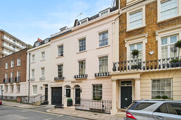 5 Bedroom Terraced House To Rent In South Eaton Place, Belgravia, London, SW1W