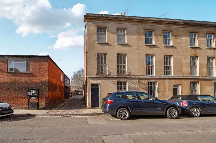 4 Bedroom End Terrace House For Sale In St. John Street, Oxford City Centre, OX1