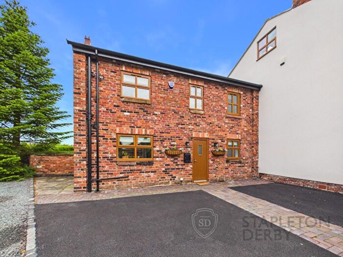 2 Bedroom Cottage To Rent In The Lodge, Warrington Road, Rainhill, L35