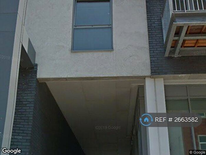 2 Bedroom Flat To Rent In Christian Street, London, E1