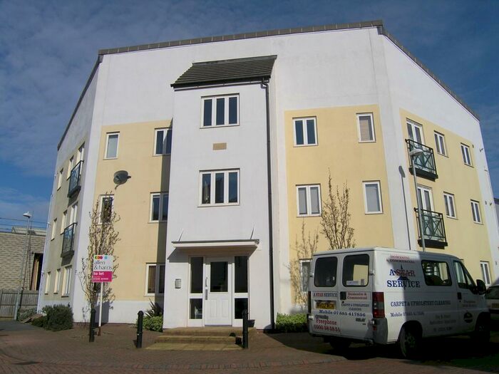 2 Bedroom Apartment To Rent In Market Mead, Chippenham, SN15