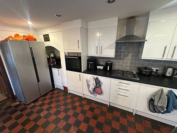 5 Bedroom Terraced House To Rent In Carholme Road, Lincoln, LN1