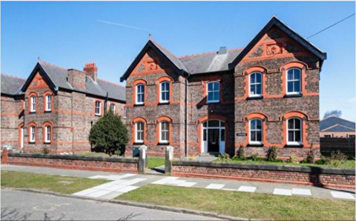 3 Bedroom Flat To Rent In New Hall, Liverpool, Lancashire, L10