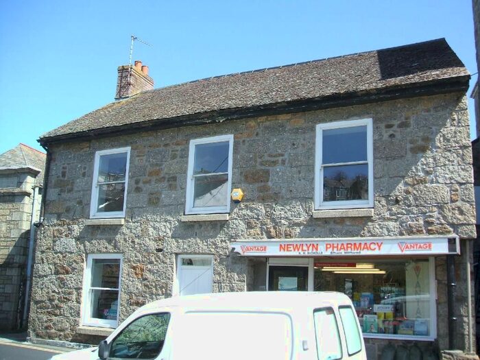 2 Bedroom Flat To Rent In The Strand, Newlyn, Penzance, TR18