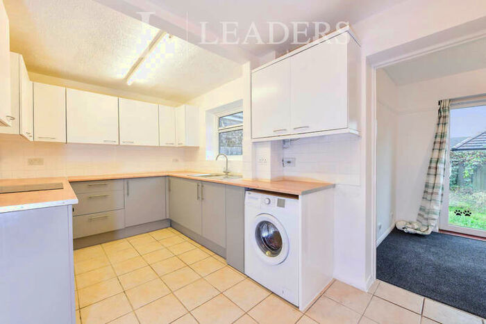 3 Bedroom Semi-Detached House To Rent In Bramhall Rise, Northampton, NN5