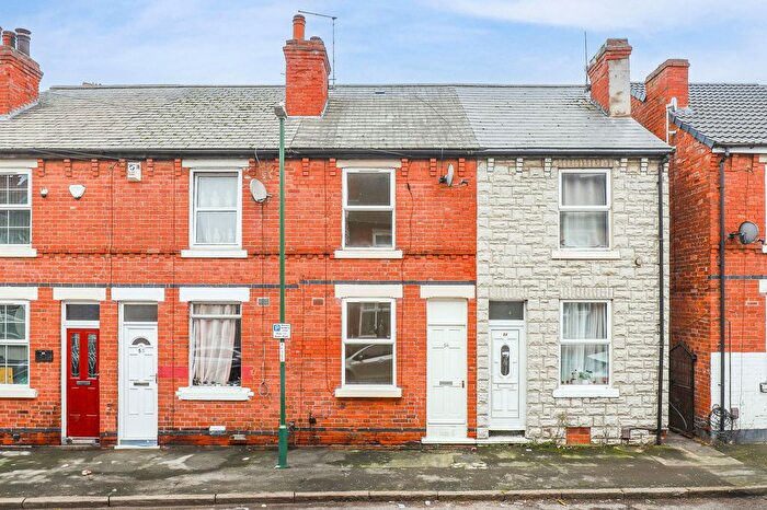 2 Bedroom Terraced House For Sale In Hazelwood Road, Nottingham, NG7
