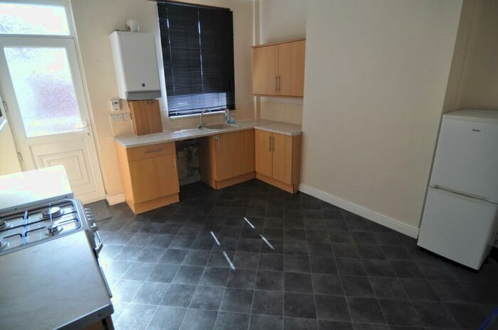 2 Bedroom House To Rent In Barnsley Road, Goldthorpe, S63