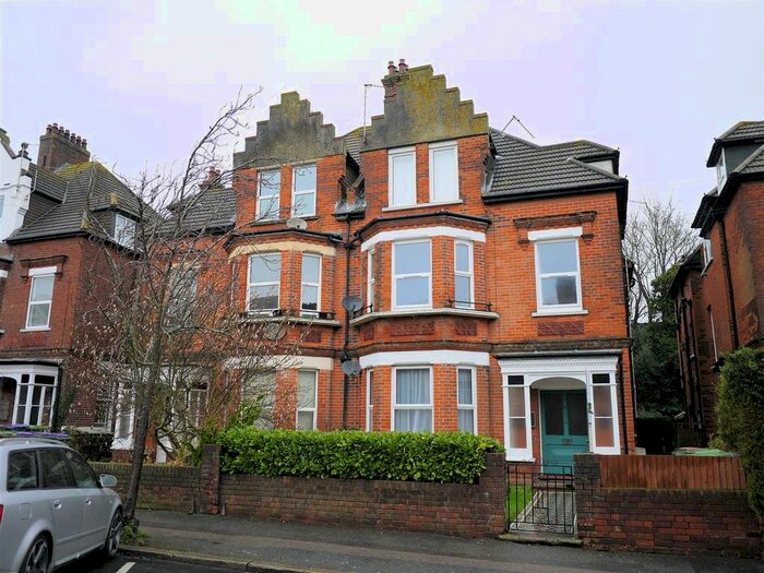 2 Bedroom Flat To Rent In Kingsnorth Gardens, Folkestone CT20