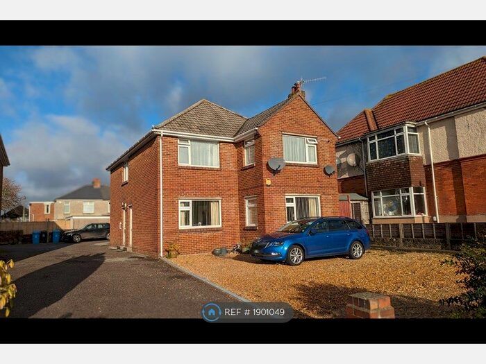 2 Bedroom Flat To Rent In Longfleet Road, Poole, BH15