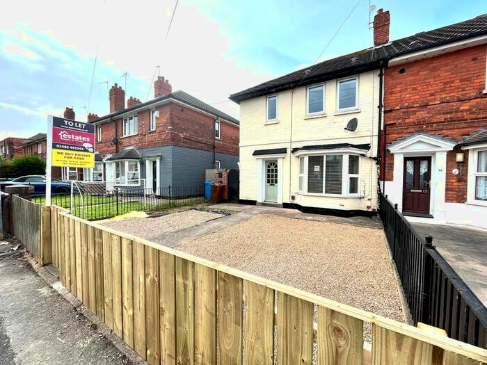 4 Bedroom End Of Terrace House To Rent In Rosedale Grove, Hull, HU5