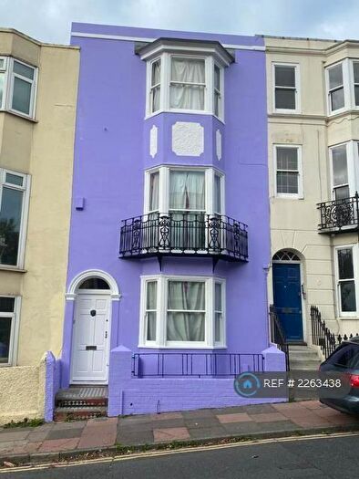 6 Bedroom Terraced House To Rent In Egremont Place, Brighton, BN2