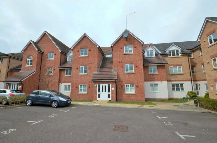 2 Bedroom Apartment To Rent In Monarch Way, Leighton Buzzard, LU7