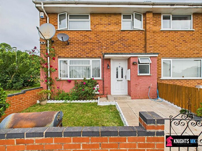 3 Bedroom Semi-Detached House To Rent In Danesmoor, Banbury, OX16