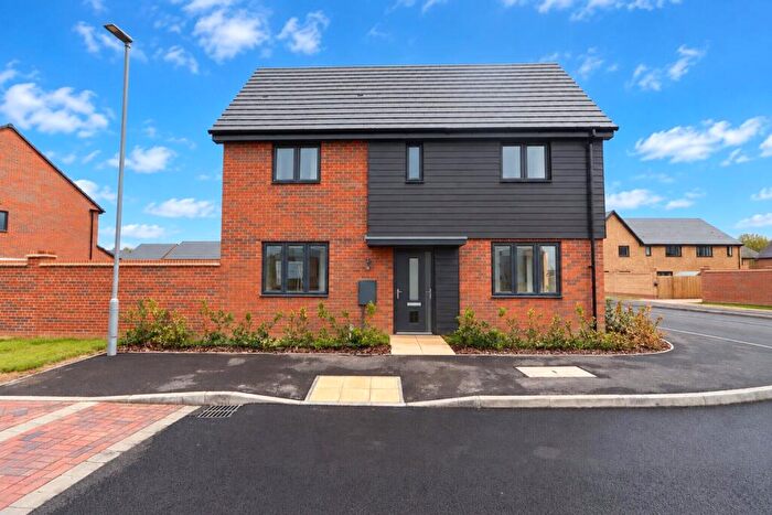 3 Bedroom Semi-Detached House For Sale In Plot, Newport Pagnell, MK16