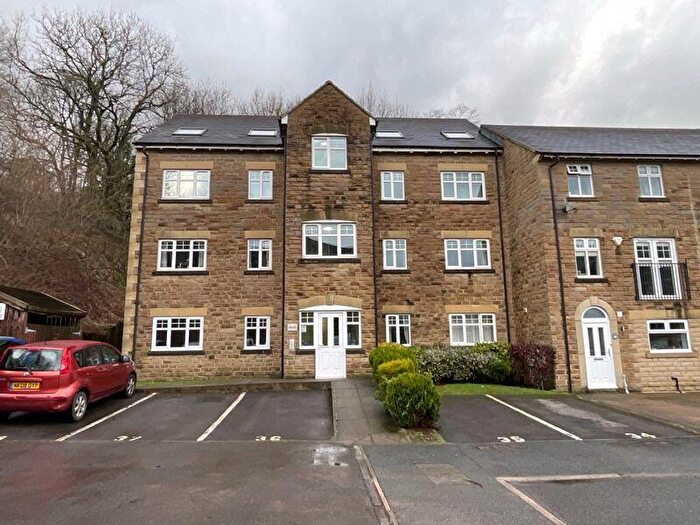 2 Bedroom Flat For Sale In Silk Mill Chase, Sowerby Bridge, HX6
