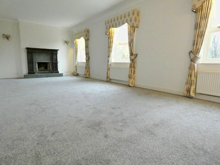 4 Bedroom Detached House To Rent In Lower Bank Road, Fulwood, Preston, PR2