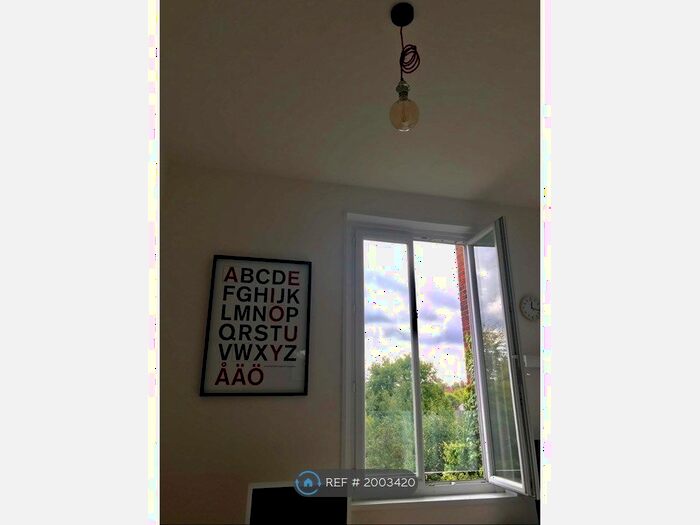 1 Bedroom Flat To Rent In Eastgrove Road, Sheffield, S10