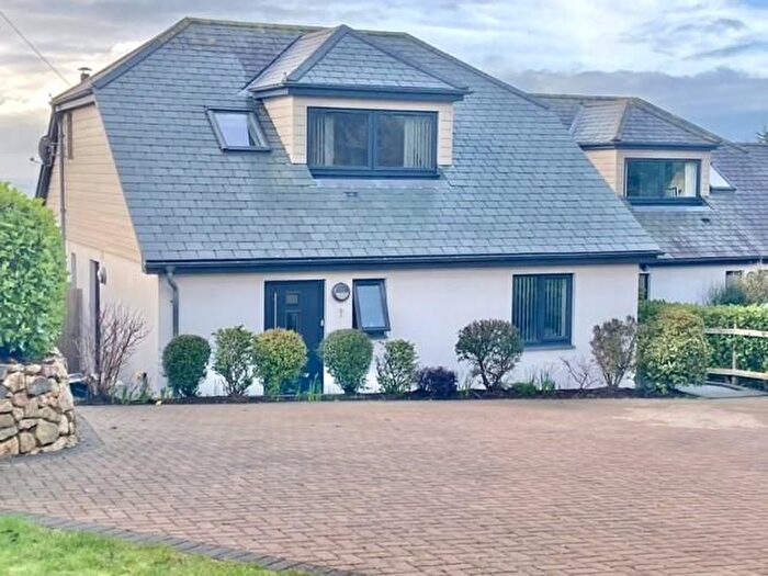 3 Bedroom Detached Bungalow For Sale In Pengersick Croft, Praa Sands, TR20