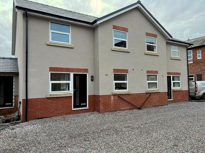 2 Bedroom Apartment To Rent In Deacon House, Aughton Road, PR8