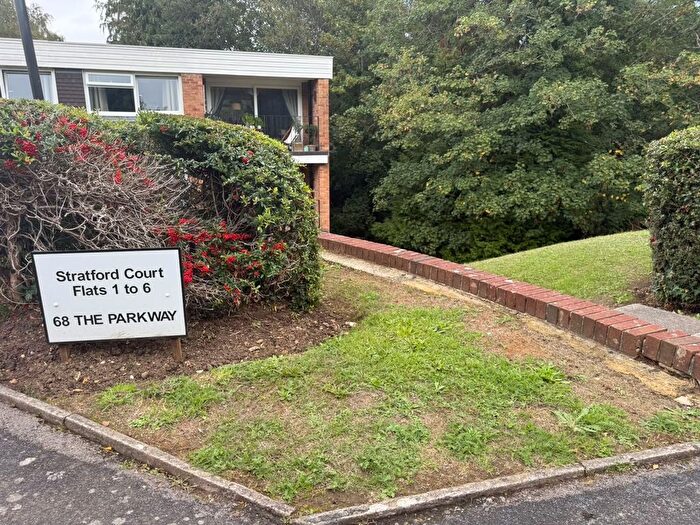 2 Bedroom Flat For Sale In The Parkway, Southampton, SO16