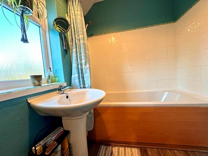 3 Bedroom Terraced House For Sale In Nightingale Way, Baldock, SG7