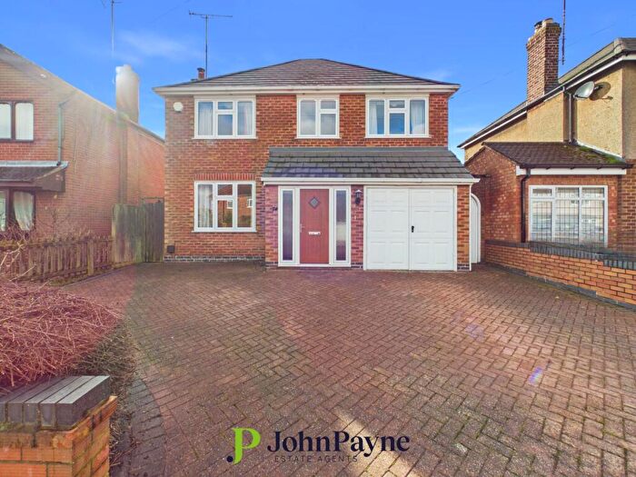 4 Bedroom Detached House For Sale In Arnold Avenue, Styvechale, Coventry, CV3