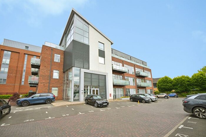 1 Bedroom Flat For Sale In Broadwater Road, Welwyn Garden City, AL7