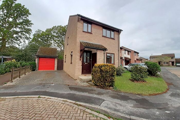 3 Bedroom Detached House For Sale In Ascot Close, Titchfield Common, PO14