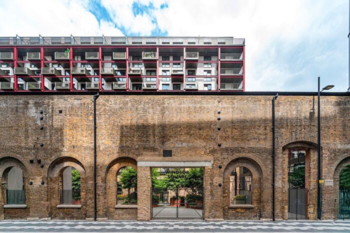 1 Bedroom Flat For Sale In Windsor Square, Woolwich Riverside, Woolwich, SE18
