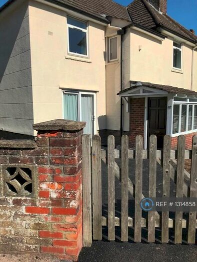 4 Bedroom Semi-Detached House To Rent In Barcombe Road, Brighton, BN1