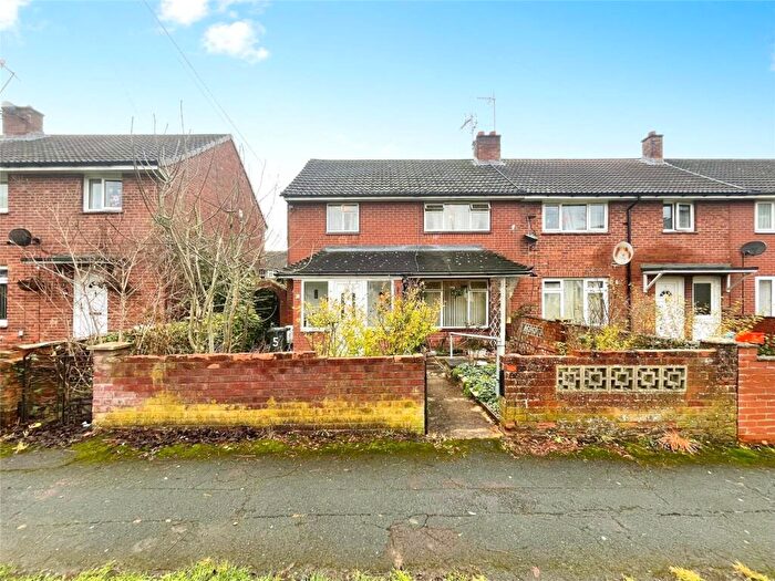 3 Bedroom End Of Terrace House For Sale In Imber Walk, Swindon, Wiltshire, SN2