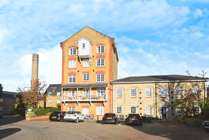 1 Bedroom Flat For Sale In Sele Mill, Hertford, SG14