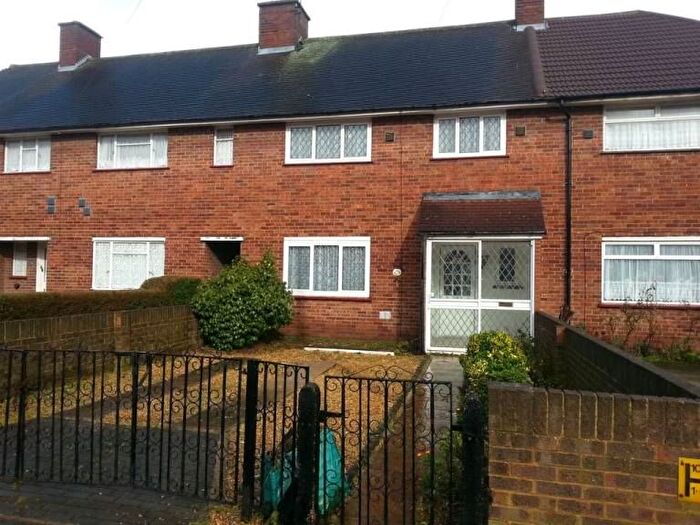 3 Bedroom Terraced House To Rent In Sparrow Farm Drive, Feltham, TW14