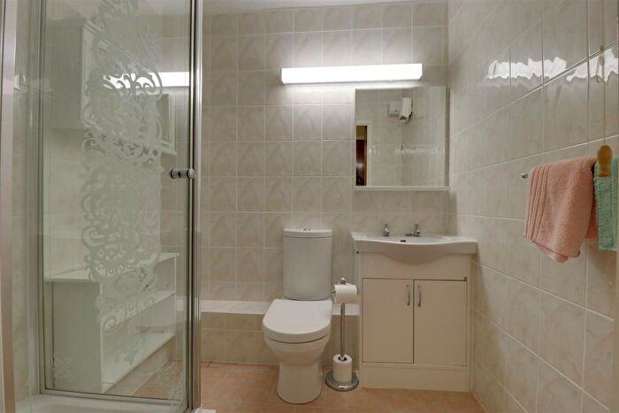 1 Bedroom Flat For Sale In Sandbach Road South, Alsager, Stoke-On-Trent, ST7