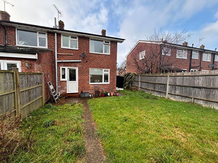 2 Bedroom End Terrace House For Sale In Staplehurst, Kent, TN12