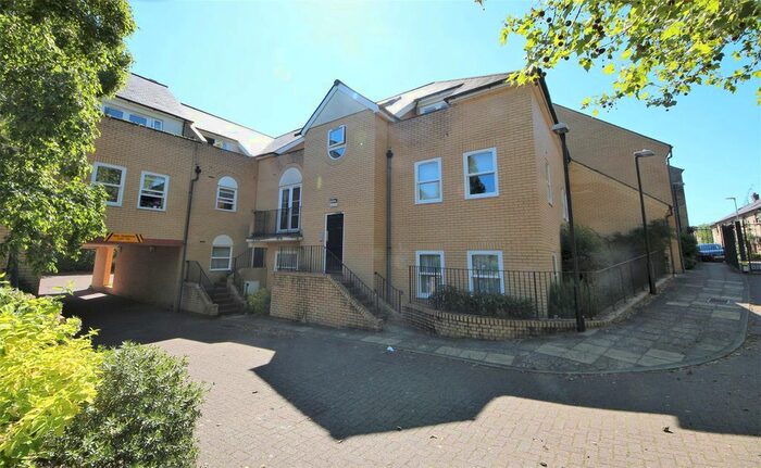 2 Bedroom Flat To Rent In York Terrace, Cambridge, CB1