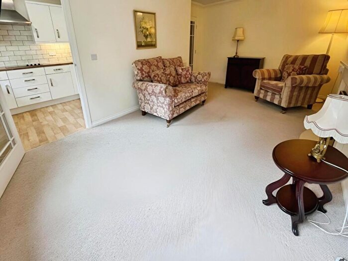 2 Bedroom Retirement Property For Sale In Church Road, Sutton Coldfield, B73
