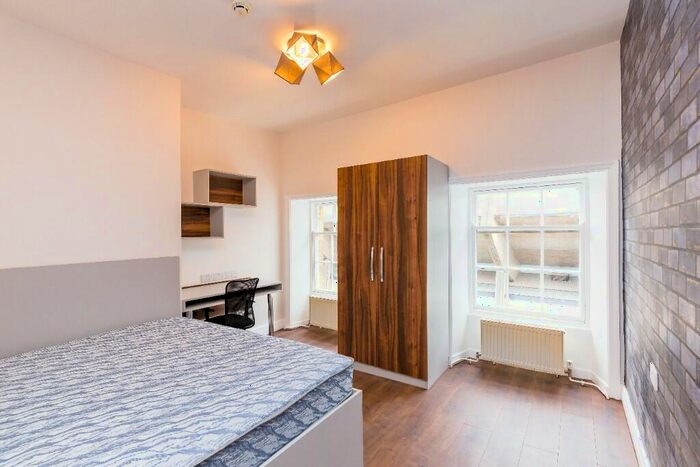 5 Bedroom Apartment To Rent In Leazes Terrace, Newcastle Upon Tyne, NE1