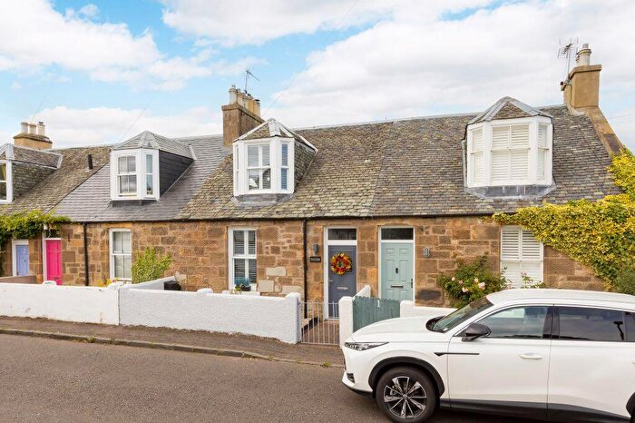 2 Bedroom Cottage For Sale In Rowan Cottage, South Lorimer Place, Cockenzie, EH32