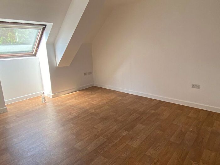 1 Bedroom Flat To Rent In Cook Street, Southampton, Hampshire, SO14