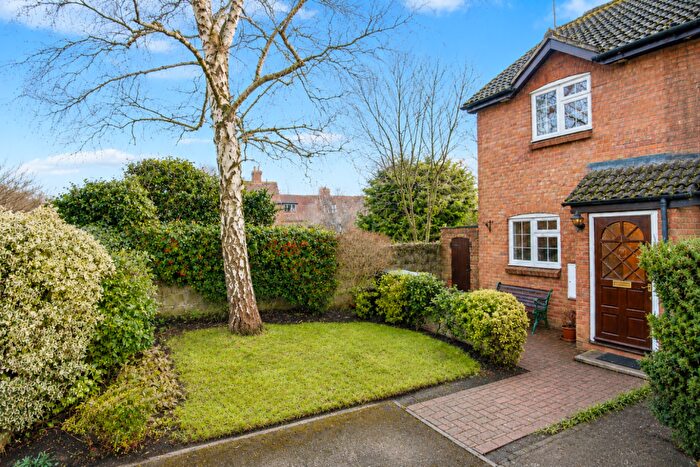 2 Bedroom House For Sale In Stirlings Road, Wantage, OX12