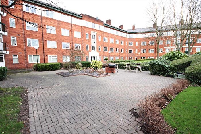 2 Bedroom Apartment To Rent In Redmires Court, St James Park, Salford, M5